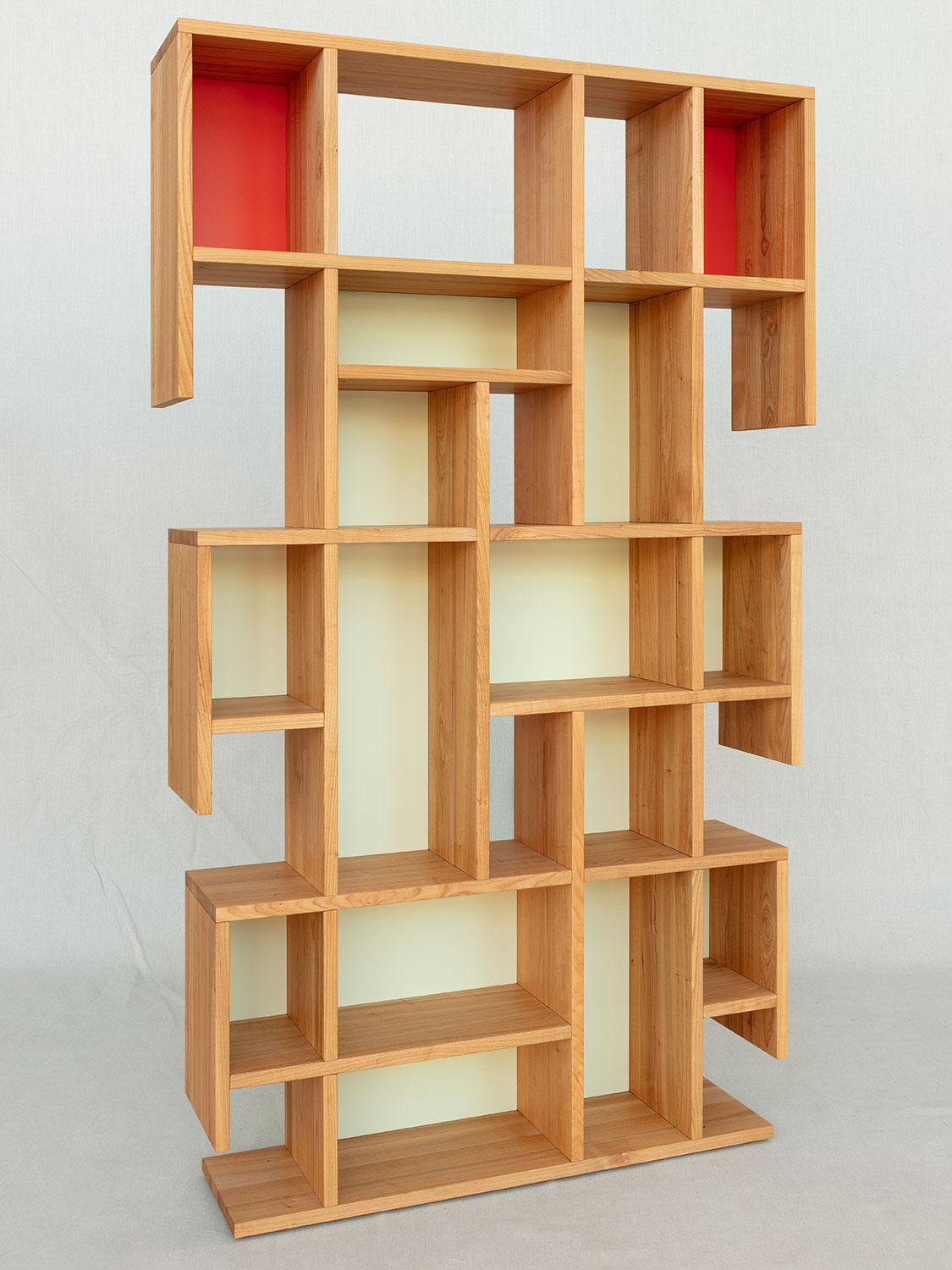 Massivholzregal "Sumpfmonster" in Kirschbaum, 127 × 208 × 27 cm